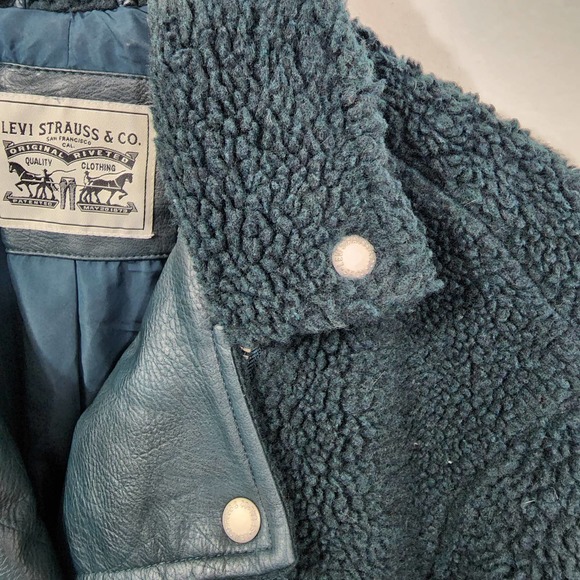 Levi's Women's Sherpa Oversized Belted Motorcycle Jacket in Tea Women's Size S - Picture 11 of 15